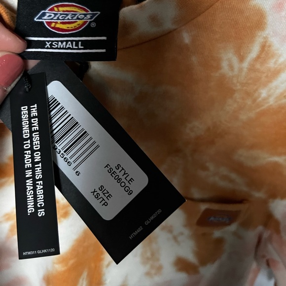Dickies NWT Tie Dye Cropped Tee - Picture 4 of 4